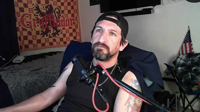 Snapshot of DevilPup75_ chatting on 10-11-25, 12:39 DevilPup75  online show from 10-11-25, 12:39