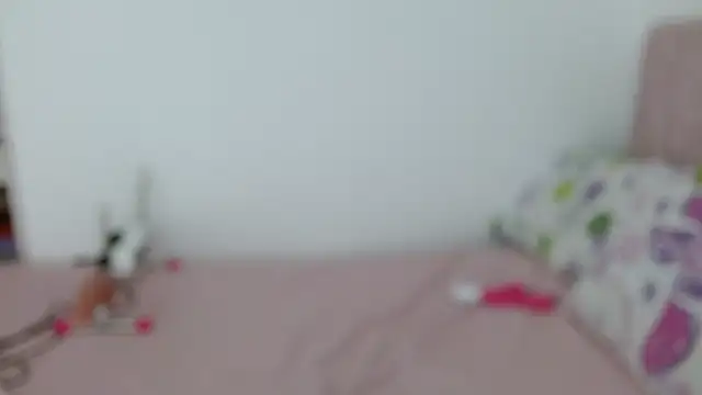 Snapshot of Tiiana chatting on 06-22-26, 06:27 Tiiana online show from 06-22-26, 06:27