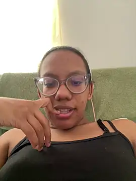 Valen1800 online show from 12-20-25, 02:53