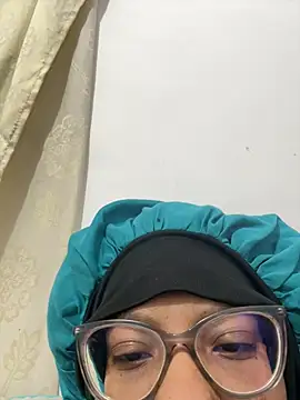 Valen1800 online show from 03-25-26, 02:01