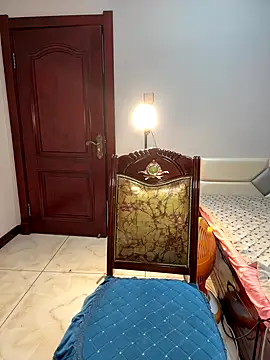 tuanzi125216 online show from 10-22-25, 05:40