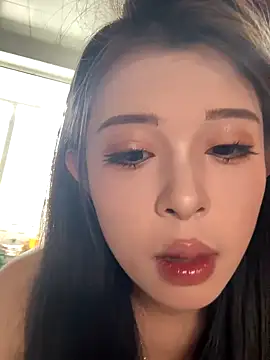 tuanzi125216 online show from 10-18-25, 05:31