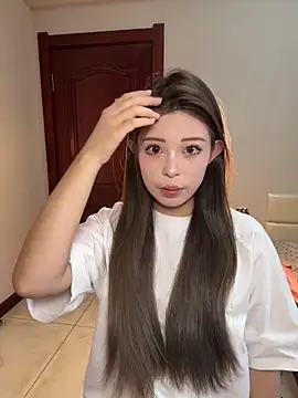 tuanzi125216 online show from 10-30-25, 04:33