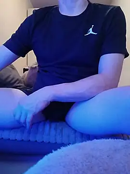 Thoma9034 online show from 11-29-25, 08:20