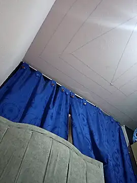 Snapshot of Shayla_VL chatting on 10-30-25, 12:03 Shayla VL online show from 10-30-25, 12:03