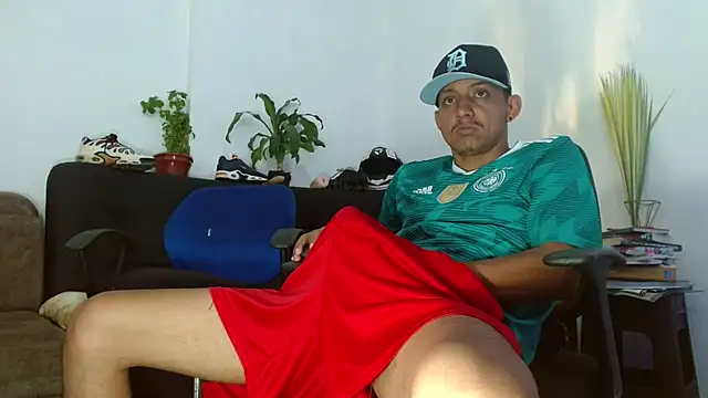 skinny23cm online show from 03-31-26, 04:09