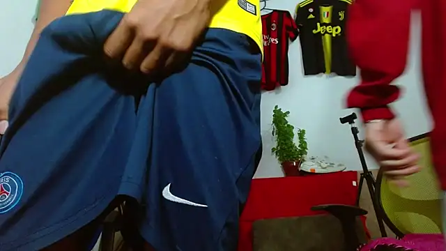 Snapshot of skinny23cm chatting on 03-03-26, 10:55 skinny23cm online show from 03-03-26, 10:55