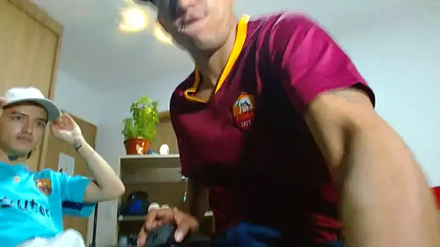 Snapshot of skinny23cm chatting on 10-01-25, 10:41 skinny23cm online show from 10-01-25, 10:41