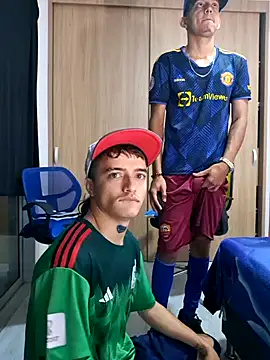 Snapshot of skinny23cm chatting on 12-20-24, 09:54 skinny23cm online show from 12-20-24, 09:54