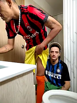 Snapshot of skinny23cm chatting on 10-16-25, 02:47 skinny23cm online show from 10-16-25, 02:47