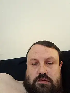 Snapshot of Ethan25xxx chatting on 09-29-25, 10:04 Ethan25xxx online show from 09-29-25, 10:04