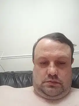 Snapshot of Ethan25xxx chatting on 10-11-25, 01:06 Ethan25xxx online show from 10-11-25, 01:06