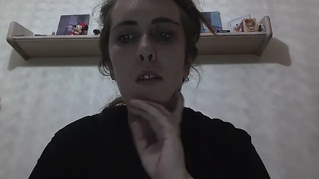 Snapshot of laxinna123 chatting on 10-09-25, 08:59 laxinna123 online show from 10-09-25, 08:59