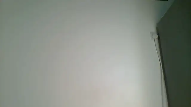 Curvy Scarlet online show from 11-04-25, 08:01