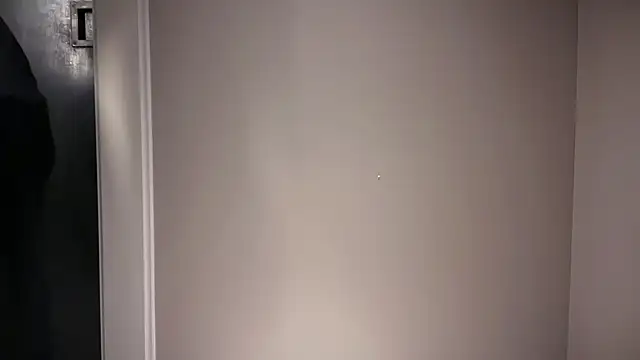 DERTYLAY online show from 11-21-25, 10:31