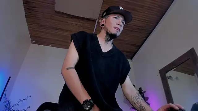 tyler jones  online show from 02-17-26, 05:38