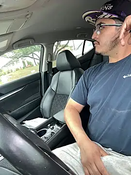 Dwizzlerperizzlee online show from 04-14-26, 02:55