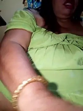 Huge mama69 online show from 03-04-26, 04:04