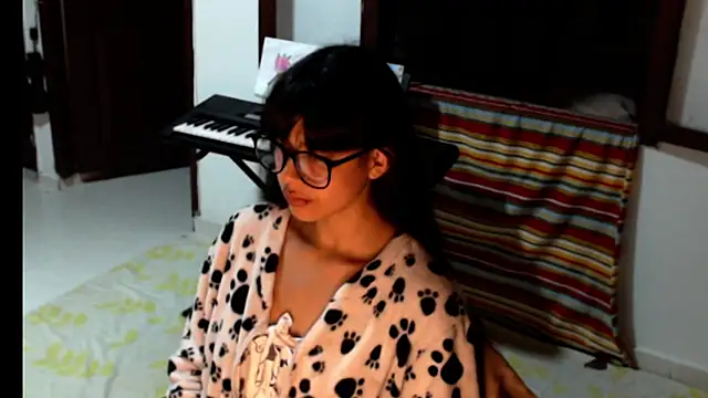 meganmiauu online show from 06-26-26, 06:08