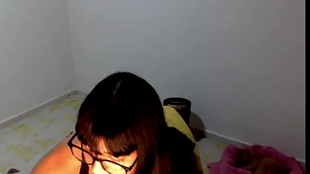 meganmiauu online show from 05-12-26, 04:13