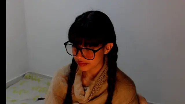 meganmiauu online show from 06-08-26, 10:49