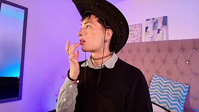 OzorioDany online show from 12-19-25, 07:00