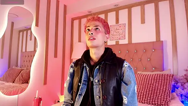 OzorioDany online show from 04-14-26, 04:06