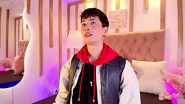 OzorioDany online show from 03-18-26, 03:31