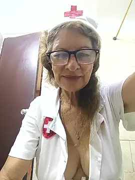 MaryeLunna online show from 01-10-26, 12:44