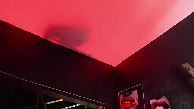 EmilyDuran  online show from 04-11-26, 07:45