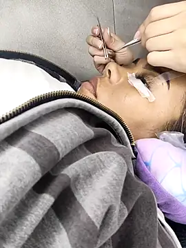 Snapshot of EmilyDuran_ chatting on 11-13-25, 03:16 EmilyDuran online show from 11-13-25, 03:16