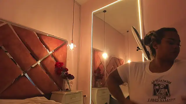 EmilyDuran  online show from 04-15-26, 10:32