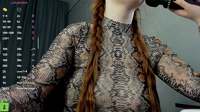 Roxy Sunnny online show from 10-14-25, 09:21