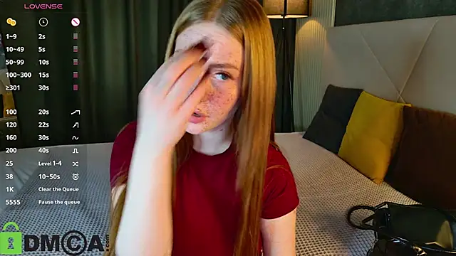 Roxy Sunnny online show from 10-23-25, 09:52