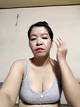 Sexy-sugertits20 online show from 10-12-25, 03:30