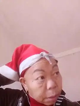 Snapshot of VangLe73 chatting on 02-21-26, 06:37 VangLe73 online show from 02-21-26, 06:37