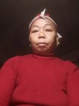 Snapshot of VangLe73 chatting on 02-23-26, 11:33 VangLe73 online show from 02-23-26, 11:33