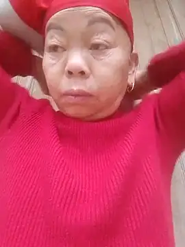 Snapshot of VangLe73 chatting on 02-18-26, 12:19 VangLe73 online show from 02-18-26, 12:19