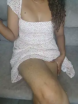 Snapshot of Tamilpallavi chatting on 07-05-26, 02:16 Tamilpallavi online show from 07-05-26, 02:16