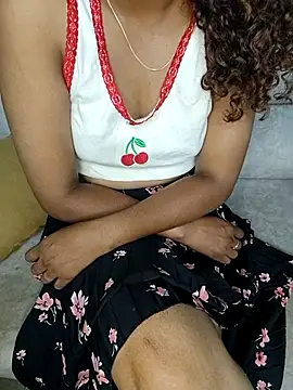 Tamilpallavi online show from 03-20-26, 02:23