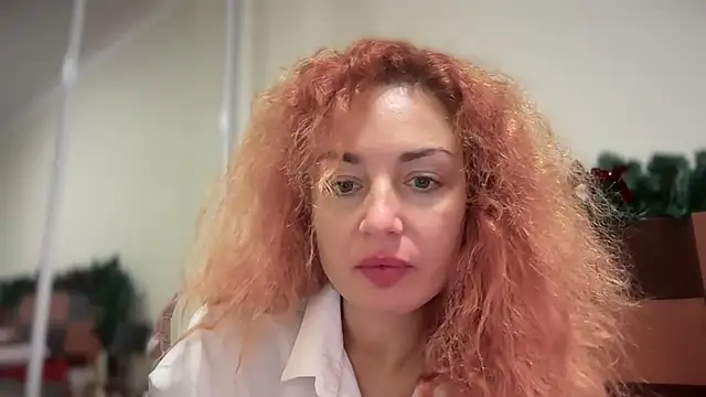 Reddgiirl online show from 11-28-25, 10:37