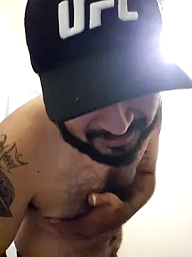 Lb228w online show from 10-29-25, 02:43