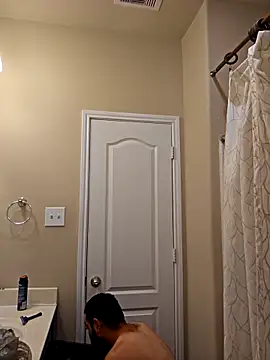 Lb228w online show from 10-30-25, 02:21