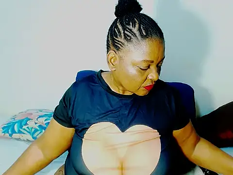 Love-Racheal75 online show from 05-03-26, 06:29