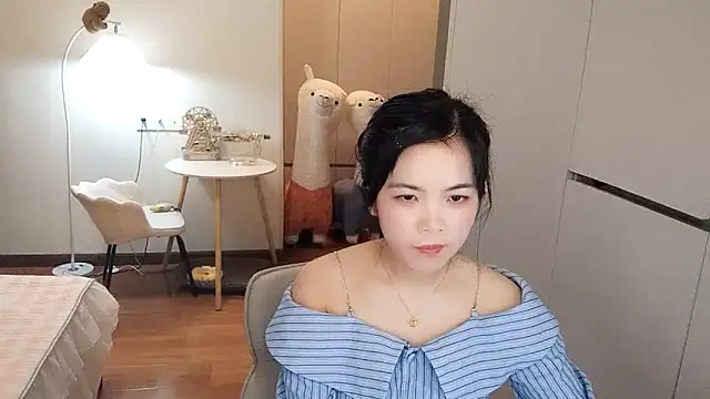 XiaoAnQi online show from 11-10-25, 12:32