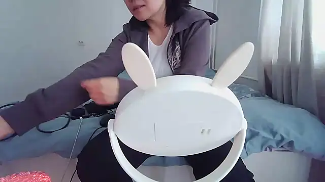 sakuradelreina online show from 10-16-25, 05:16