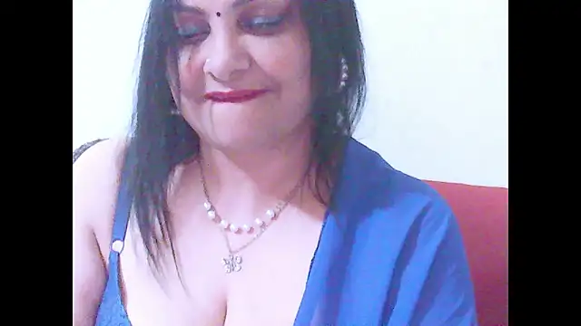 Indiansweetness77 online show from 11-15-25, 07:56