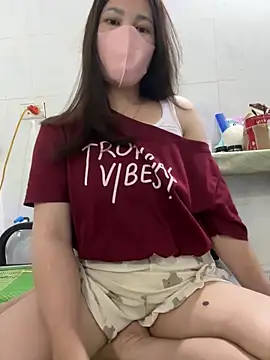 Moan Mary online show from 03-26-26, 04:05