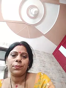Snapshot of Soniya_Roy chatting on 06-15-26, 07:41 Soniya Roy online show from 06-15-26, 07:41