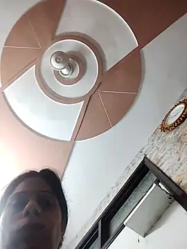 Soniya Roy online show from 09-29-25, 10:22